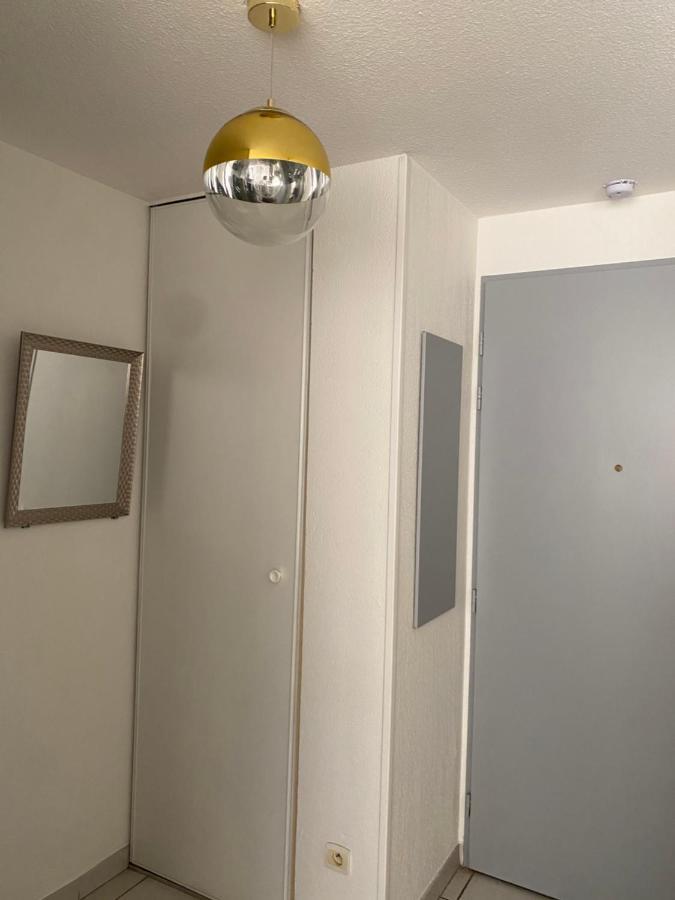Appartement Lumineux Avec Place De Parking Privative Beziers Exterior photo